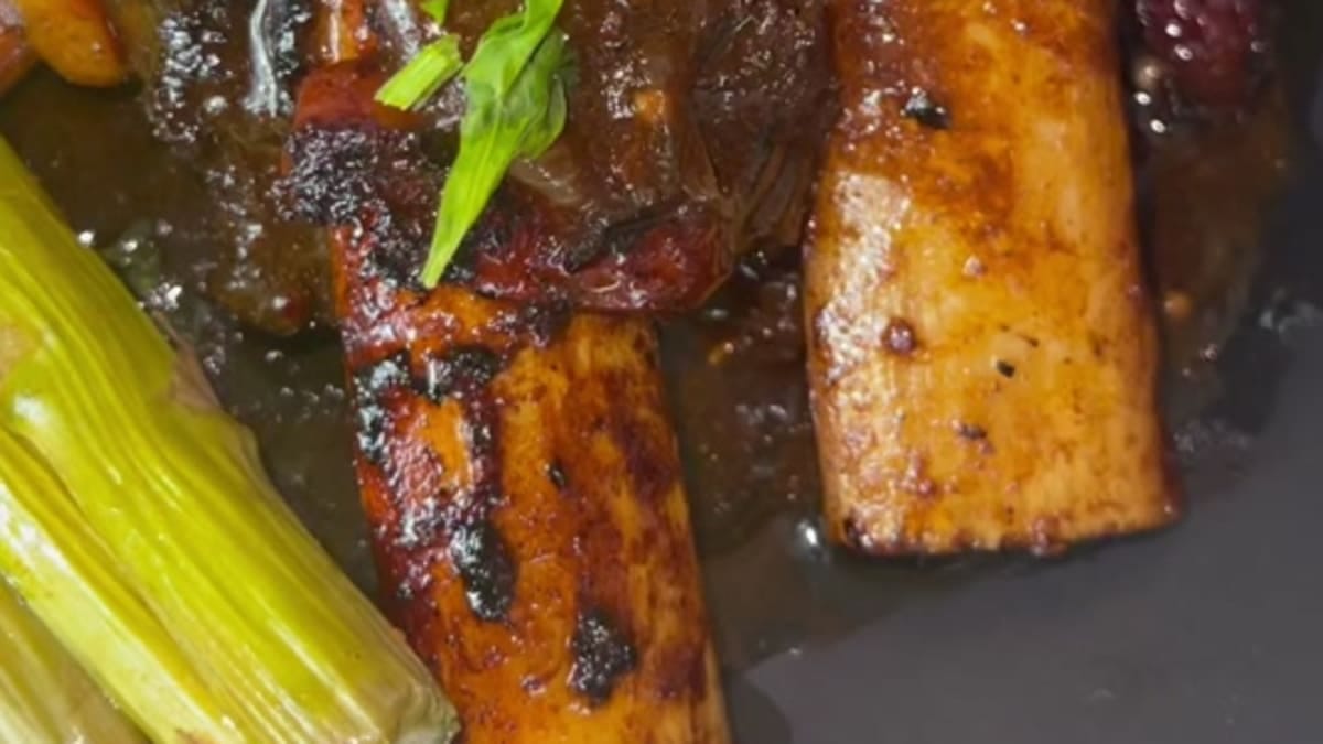 Beef Ribs with Vegetables – 135-Minute Recipe