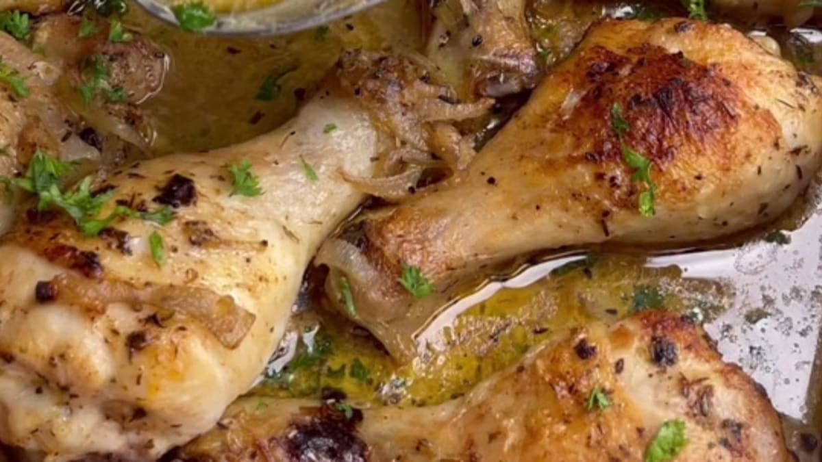 Saucy Baked Chicken – 40-Minute Recipe