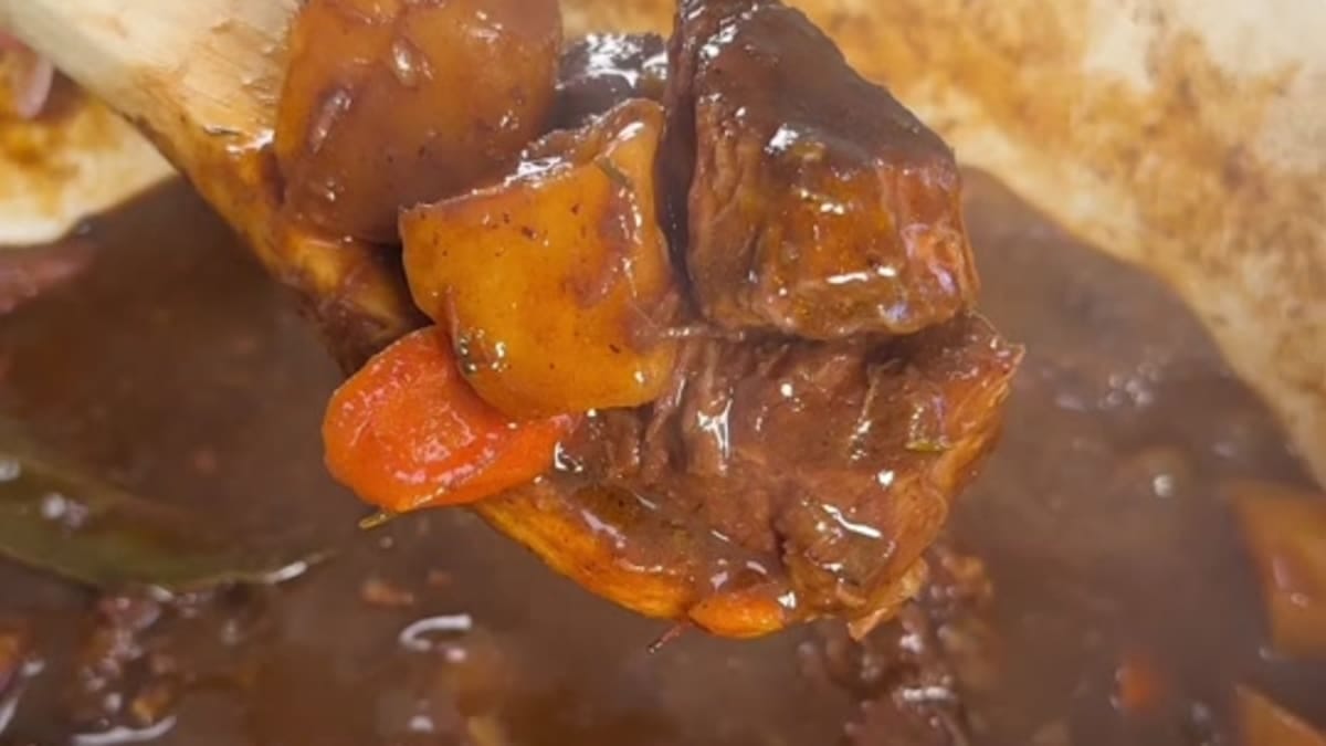 Beef Stew with Vegetables – 75-Minute Recipe
