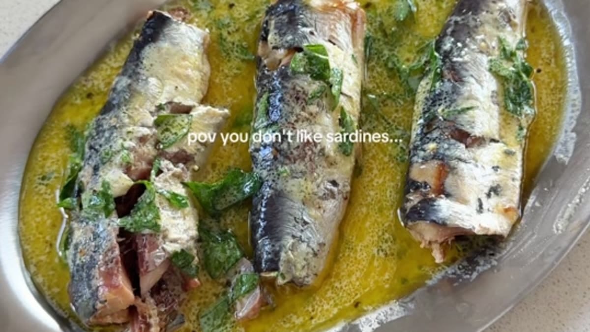 Sardine Toast with Zesty Mustard Sauce – 7-Minute Recipe